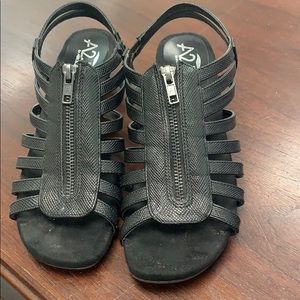 Heel rest comfy shoes!